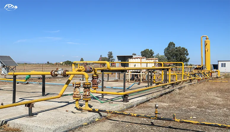 Industrial gas piping network under open sky